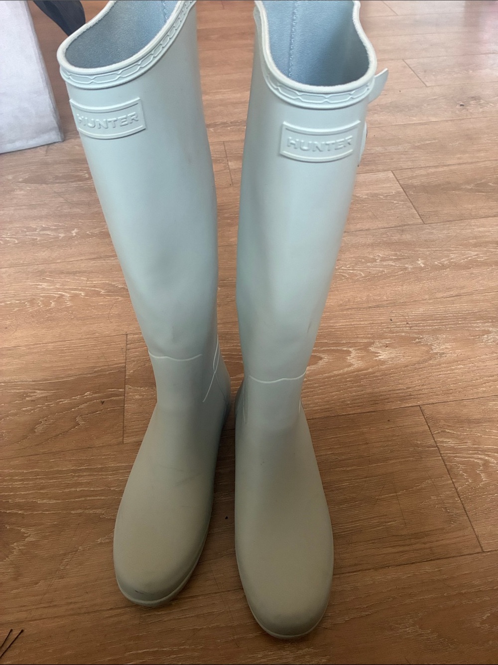 Hunter Tall Gloss Rain Boots in Pale Mint